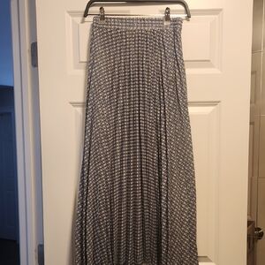 Max Studio Navy and White Patterned Maxi Skirt